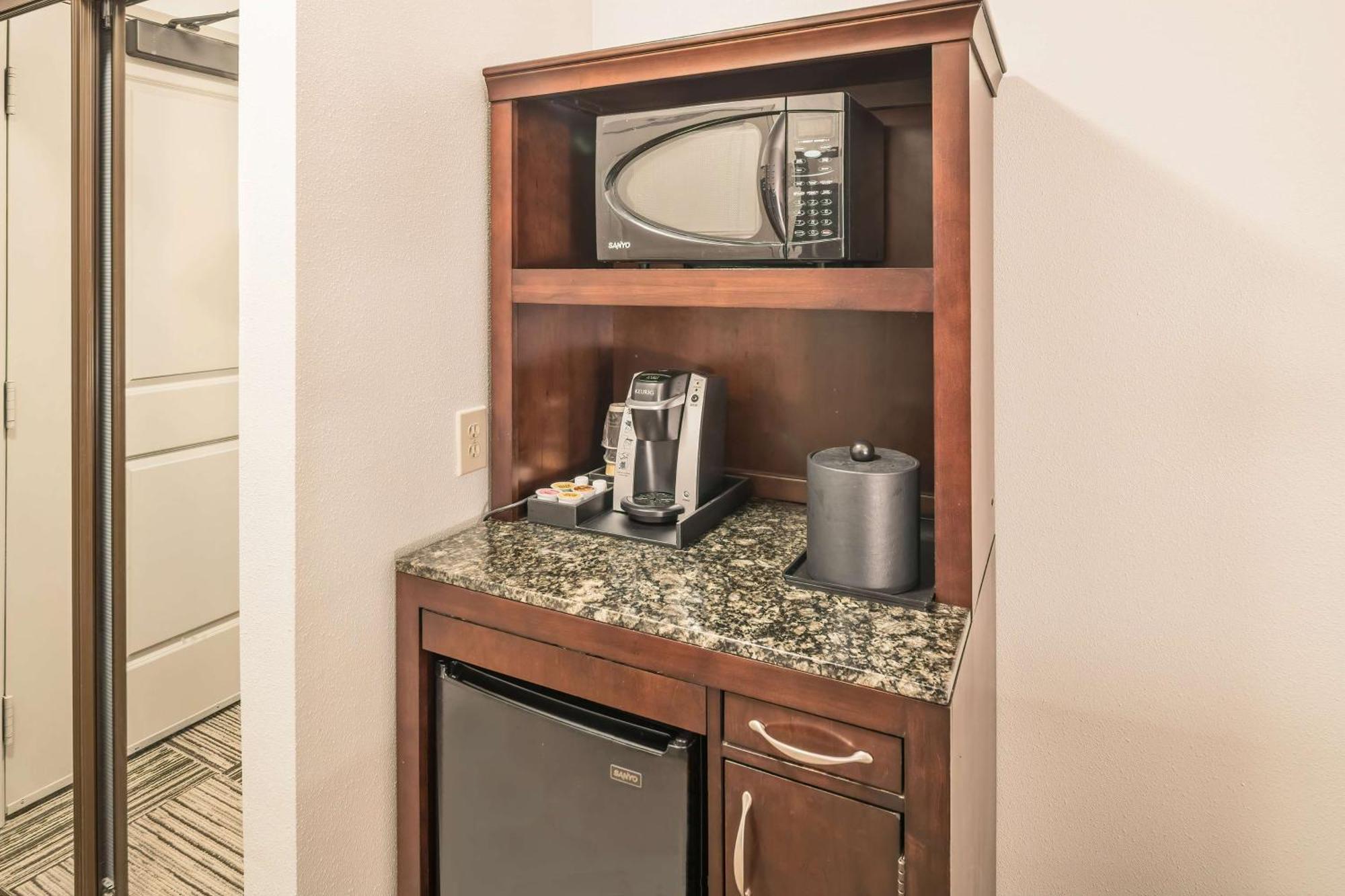 Hilton Garden Inn Granbury Eksteriør billede